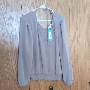 Nine Britton V-Neck Blouse in Light Brown